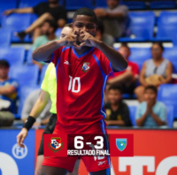 Cecilio Waterman golea y sale lesionado