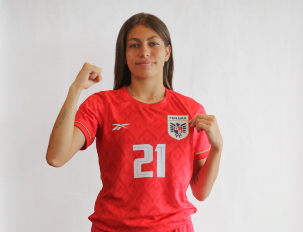 Dariana Espinosa y su sueño de vestir la camiseta de Panamá apertura