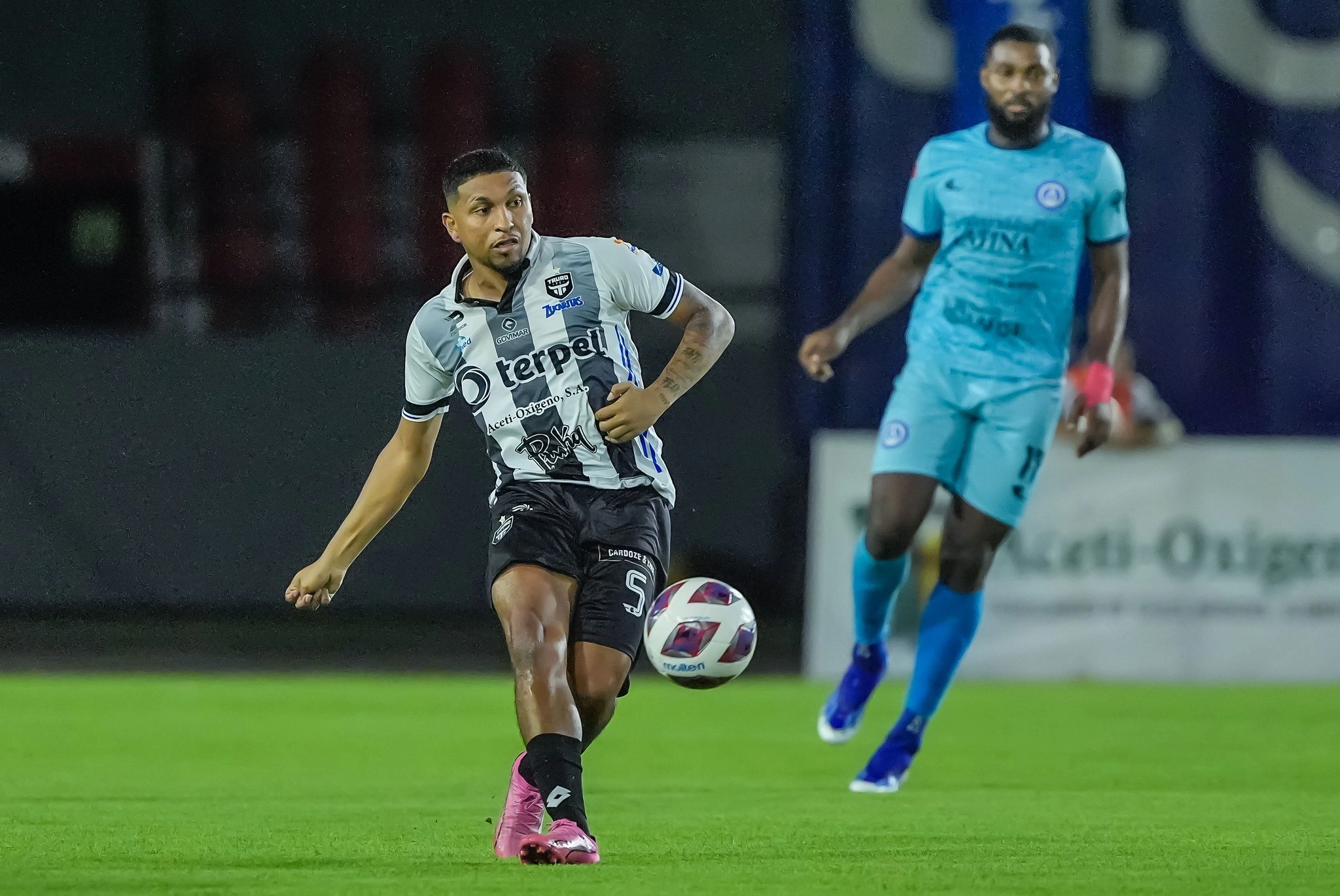 LPF J8: Tauro logra una victoria efectiva ante al Universitario con un 4-1 LPF j8 Tauro vs Universitario