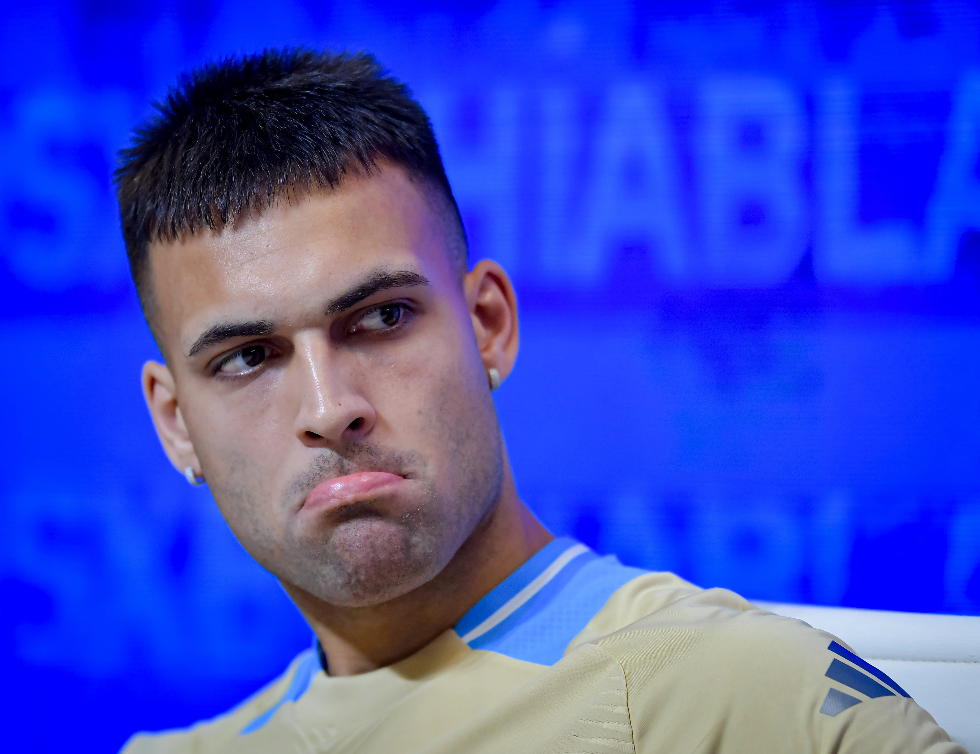 Argentina sufre otra baja sensible: Lautaro Martínez queda fuera por lesión Lautaro Martinez /Photo by Marcelo Endelli/Getty Images