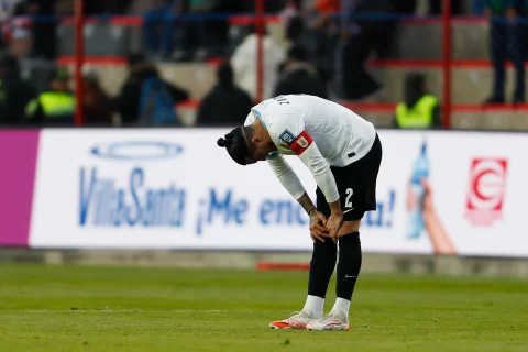Uruguay preocupa y saca un "curioso" empate ante Bolivia José María Giménez (Photo by Gaston Brito Miserocchi/Getty Images)
