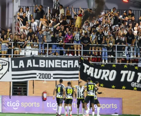 Tauro FC vence 2-0 al CD Plaza Amador