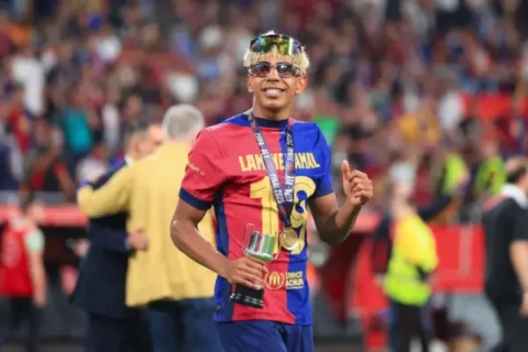 Lamine Yamal (Photo by Fran Santiago/Getty Images)