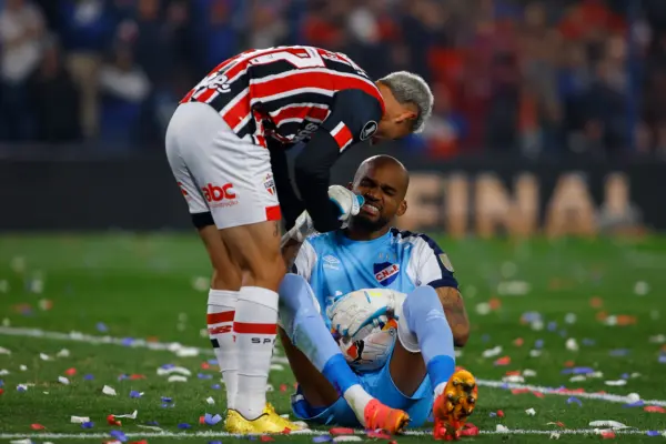 Luis "Manotas" Mejía (Photo by Ernesto Ryan/Getty Images)
