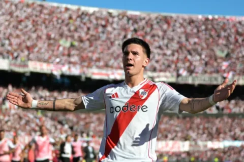 Franco Mastantuono (Photo by Marcelo Endelli/Getty Images)