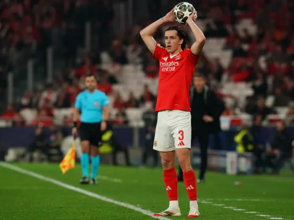 El Benfica pone resistencia para la salida de Carreras al Madrid Photo by Gualter Fatia/Getty Images