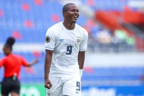 Gustavo Herrera, delantero de 19 años