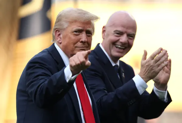 Donald Trump y Gianni Infantino (Photo by Alex Grimm/Getty Images)