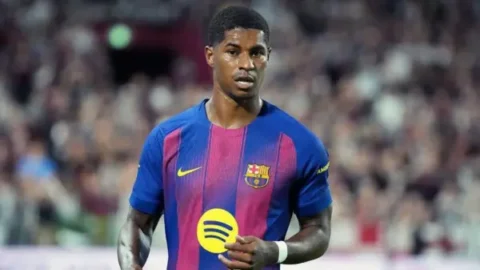 El Barcelona aprita para poder inscribir a Rashford Champions