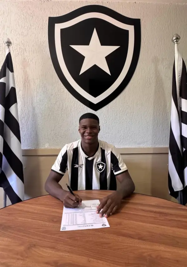 Kadir Barria, nuevo jugador del Botafogo