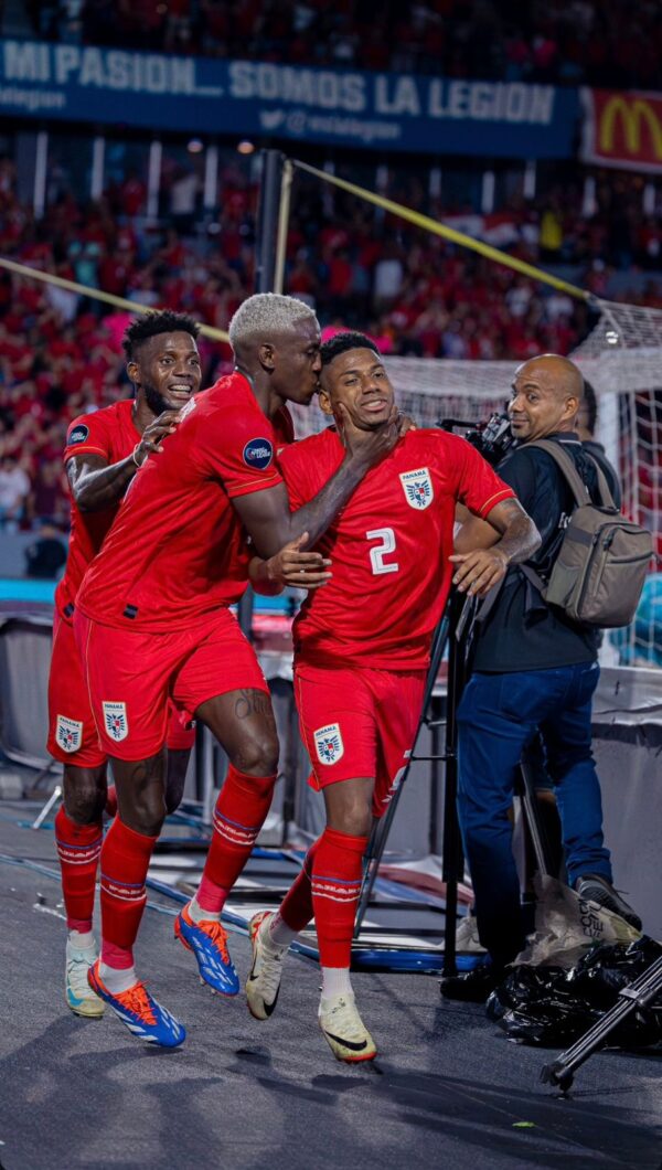 Cesar Blackman y José Cordoba