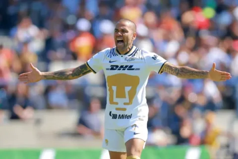 TAS falla contra Dani Alves: deberá pagar indemnización a Pumas (Photo by Hector Vivas/Getty Images)