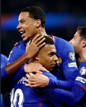 Mbappé alcanza el gol 53 con Francia mbappe