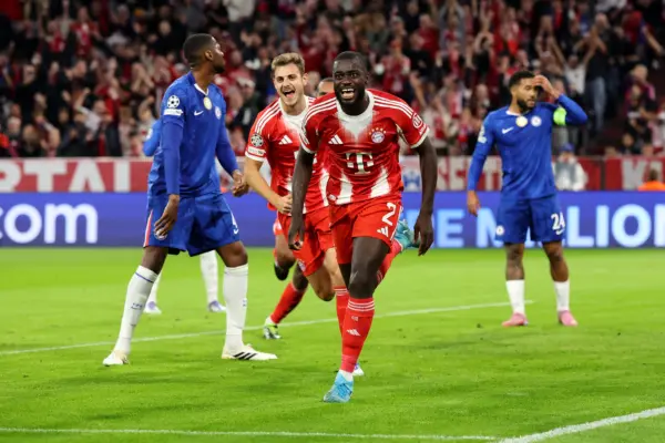 Chelsea se suma a la carrera por Dayot Upamecano (Photo by Alex Grimm/Getty Images)