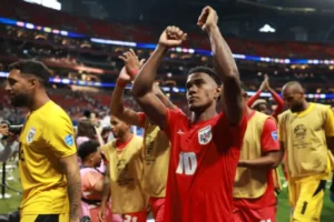 Surinam vs Guatemala, un empate sería la ayuda perfecta para Panamá (Photo by Hector Vivas/Getty Images)